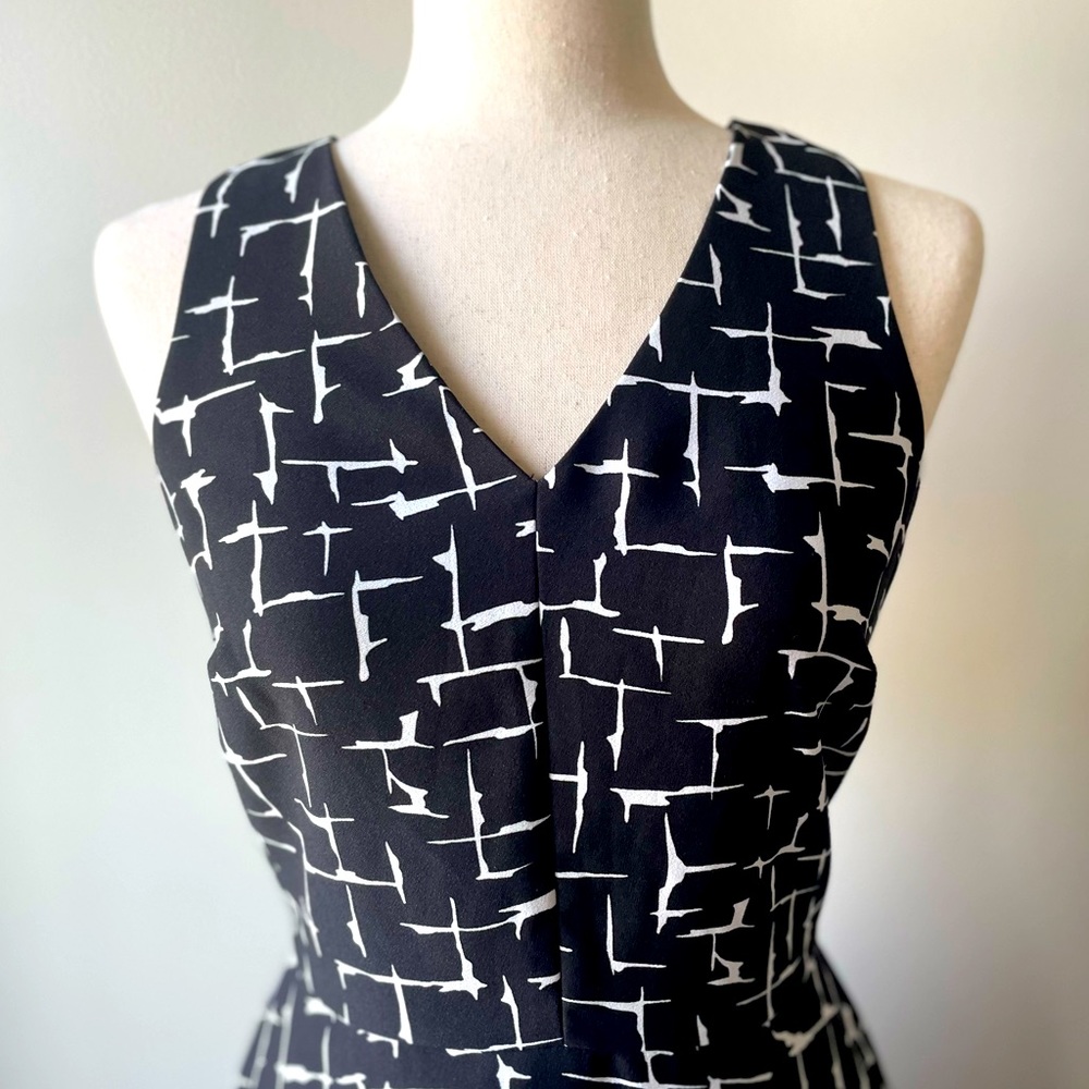 41 Hawthorn | Eldora A-Line Dress | Black & White | Small - Picture 4 of 5